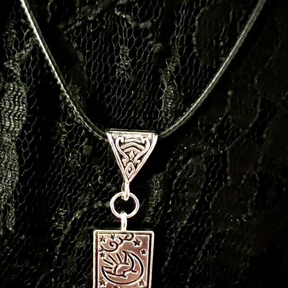 The Moon Tarot Card Pendant Necklace with a Starry Moon Back of Neck Charm - Picture 8 of 12